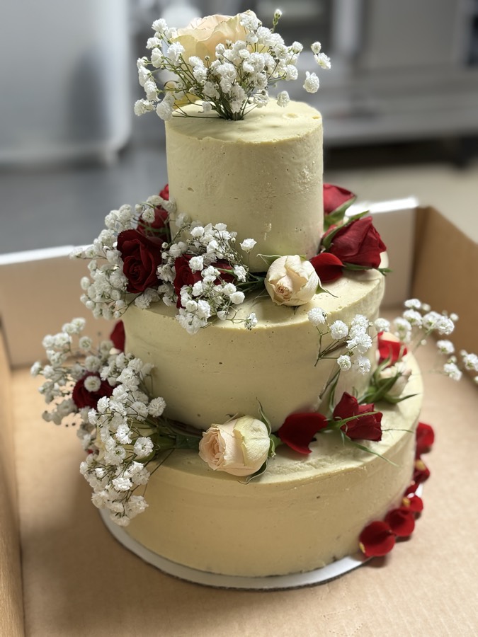 Custom cake example 5 at Ake'Larry